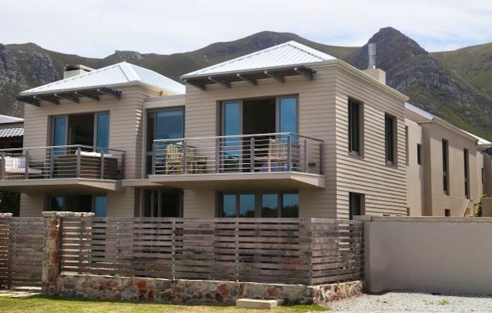 Hermanus Accommodation at  | Viya