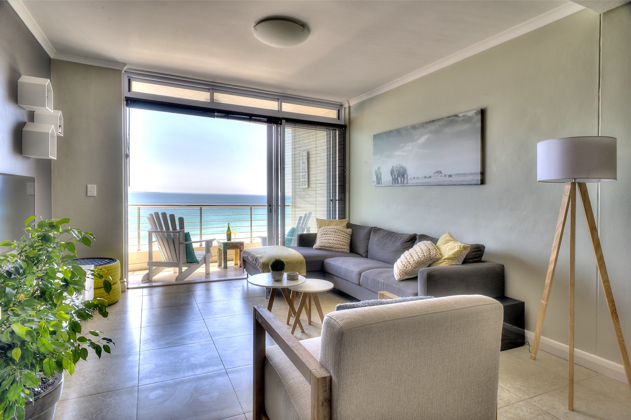 Bloubergstrand Accommodation at  | Viya