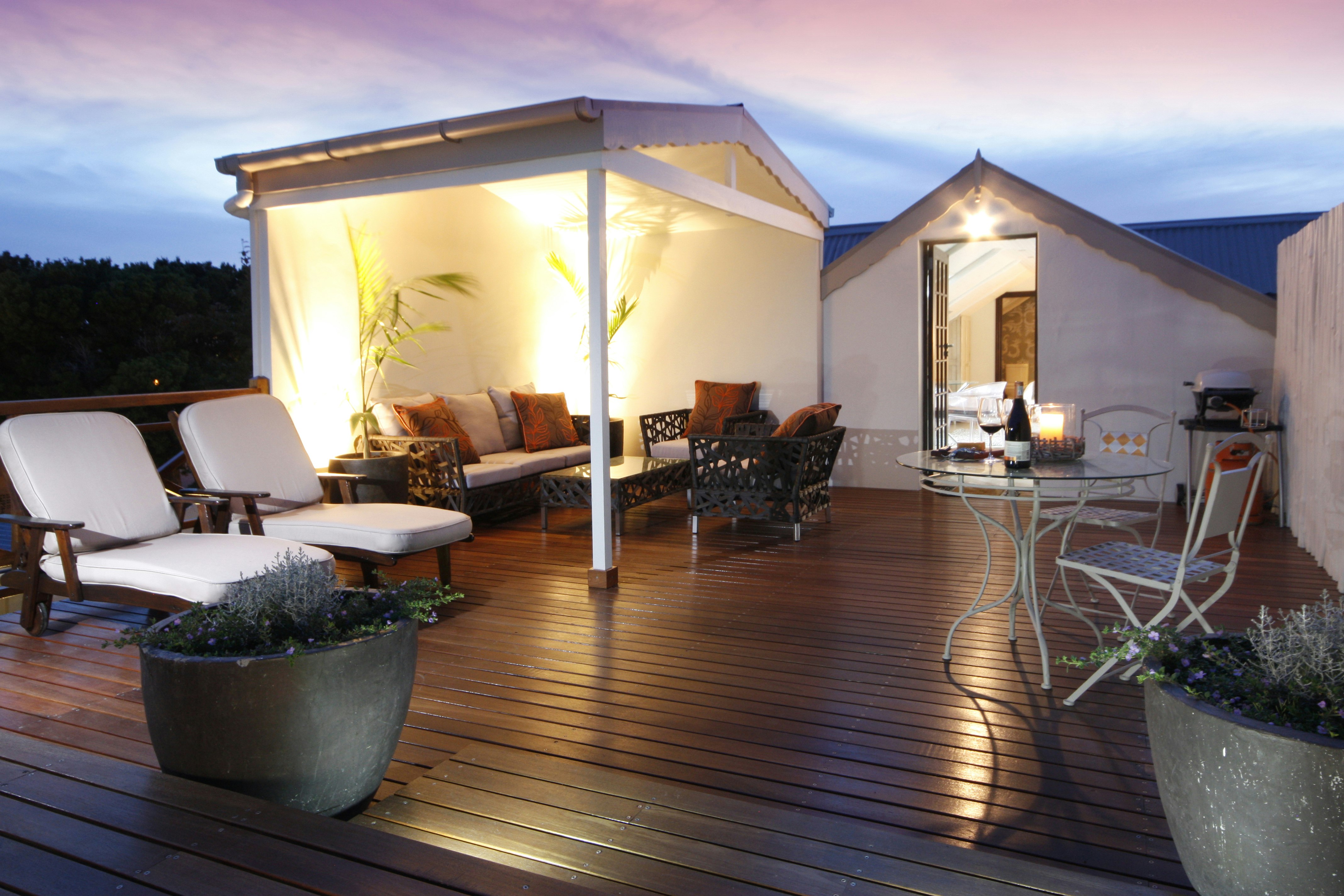 hermanus accommodation the potting shed guest house