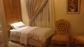 Naudeville Accommodation at  | Viya