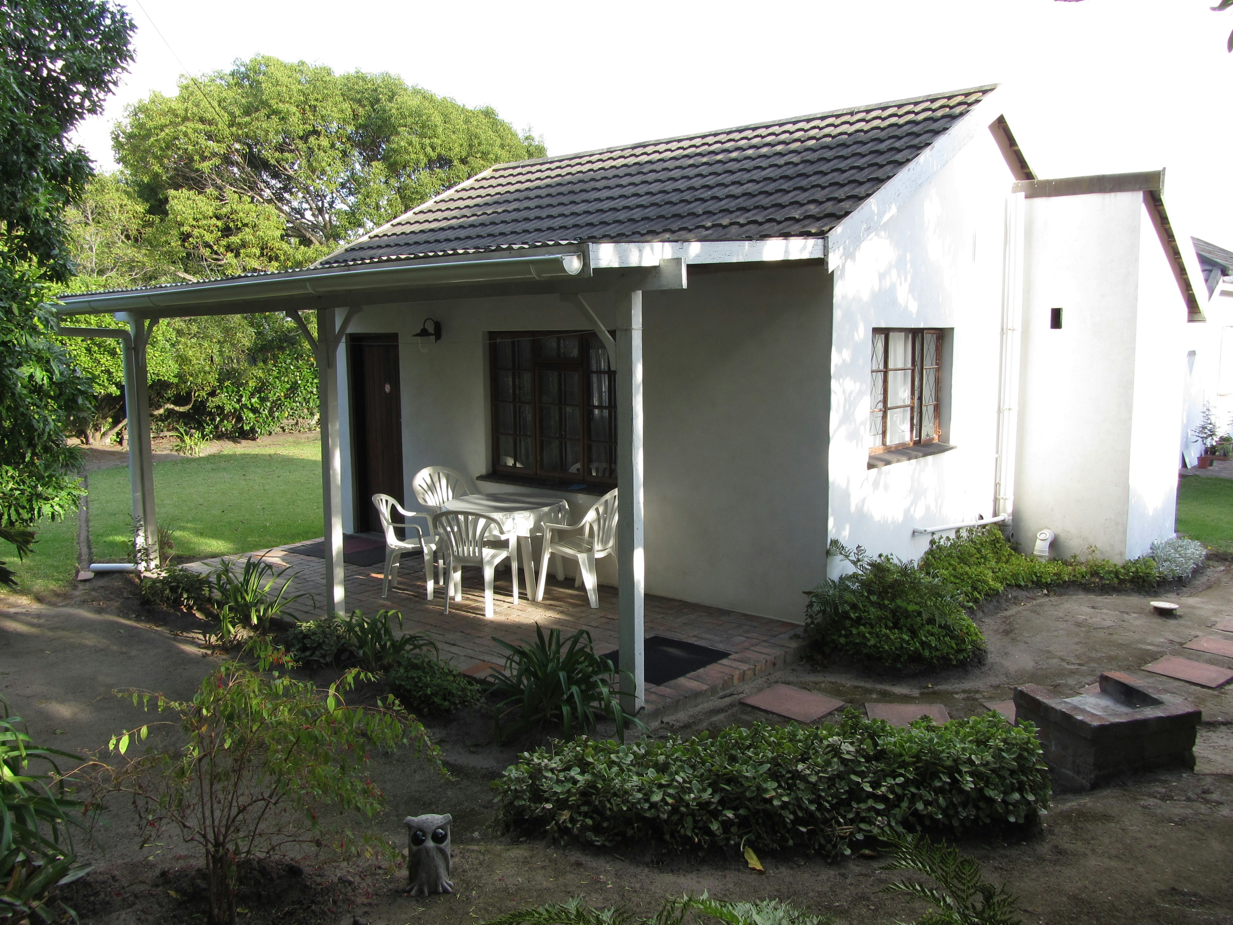 Greenside Self-catering Accommodation | LekkeSlaap