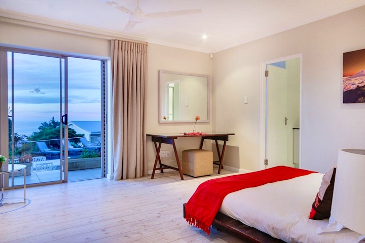 Cape Town Accommodation at Amber Place | Viya