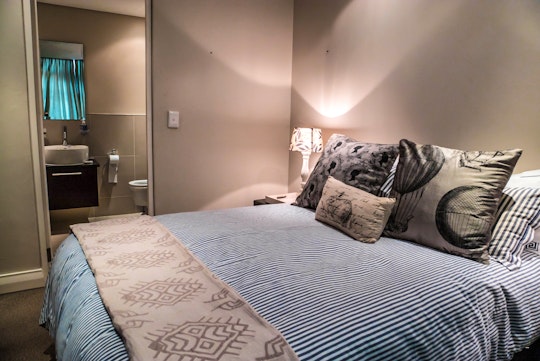 Bloubergstrand Accommodation at  | Viya