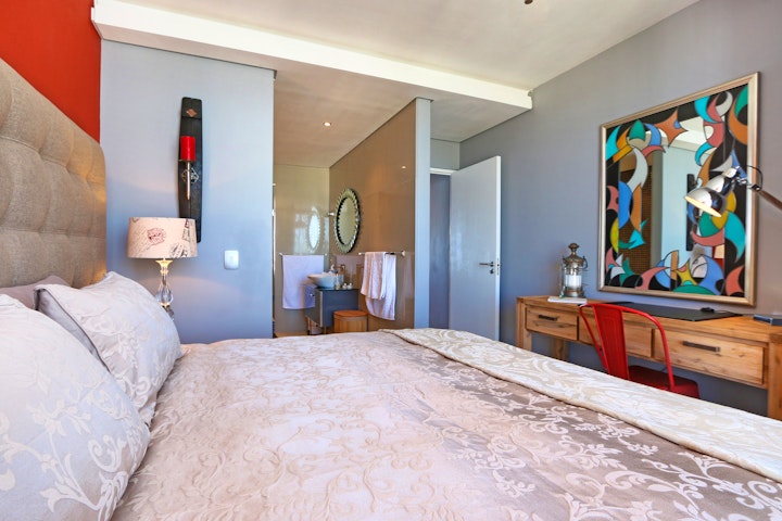 Cape Town Accommodation at 602 Infinity | Viya