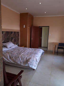 North West Accommodation at Savanna Lodge Guest House | Viya