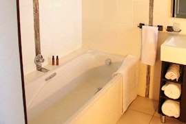 KwaZulu-Natal Accommodation at Leighton Court | Viya