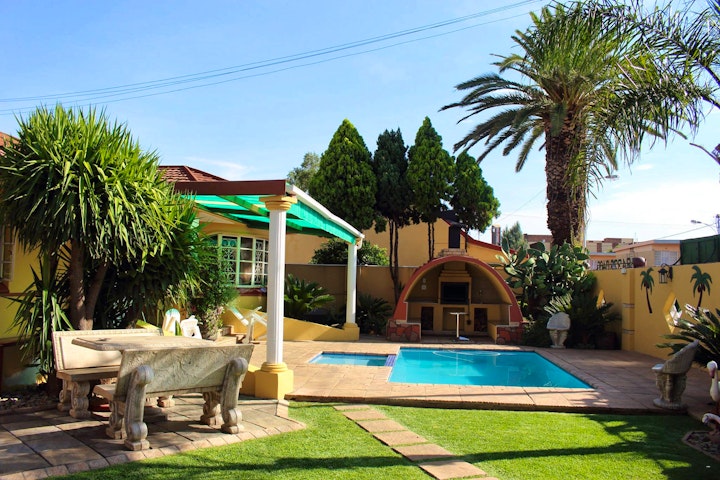 North West Accommodation at Twin Palms Guesthouse | Viya