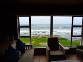 Gansbaai Accommodation at White Shark Lodge | Viya