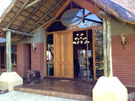 Dinokeng Game Reserve Accommodation at Maroela Treetop Lodge | Viya