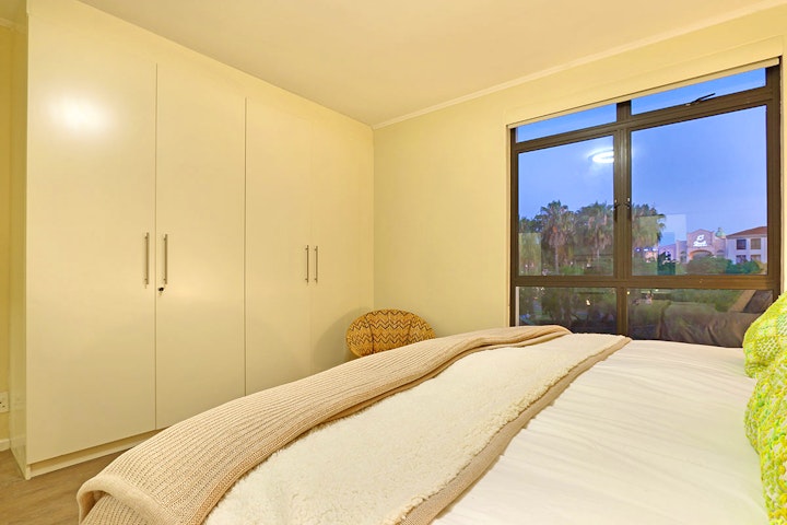 Northern Suburbs Accommodation at Capri 101 | Viya