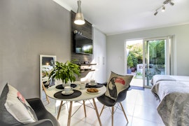 Northern Suburbs Accommodation at Cat's Eye Cottage | Viya