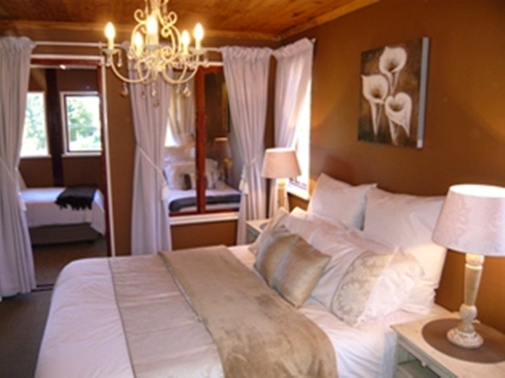 Drakensberg Accommodation at Berghaven Log Cabin | Viya