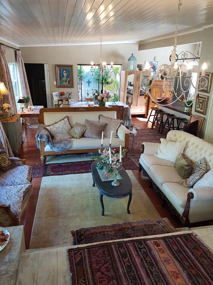 Cape Town Accommodation at Three Oaks B&B | Viya