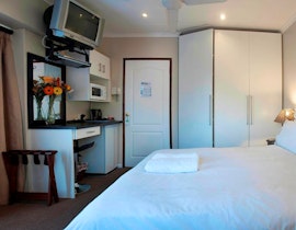 Stirling Accommodation at  | Viya