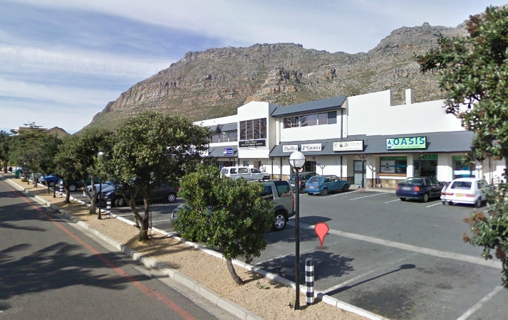 More about Lakeside Centre TravelGround