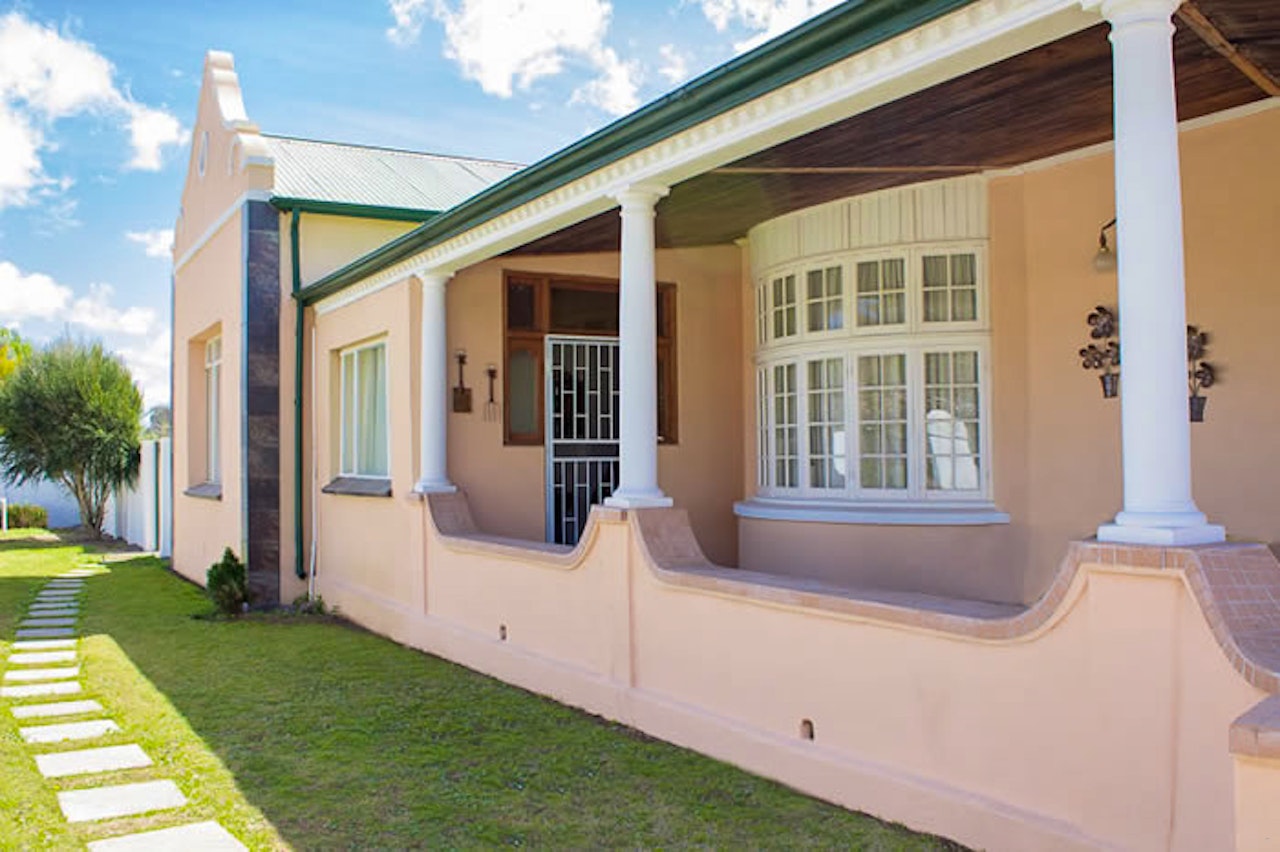 Karoo Accommodation at  | Viya