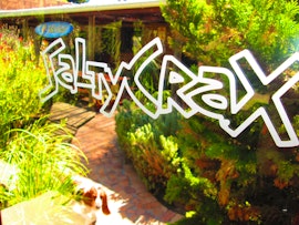 Bloubergstrand Accommodation at Saltycrax Backpackers | Viya