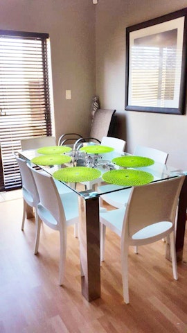 Jeffreys Bay Accommodation at Villa Arte 5 | Viya