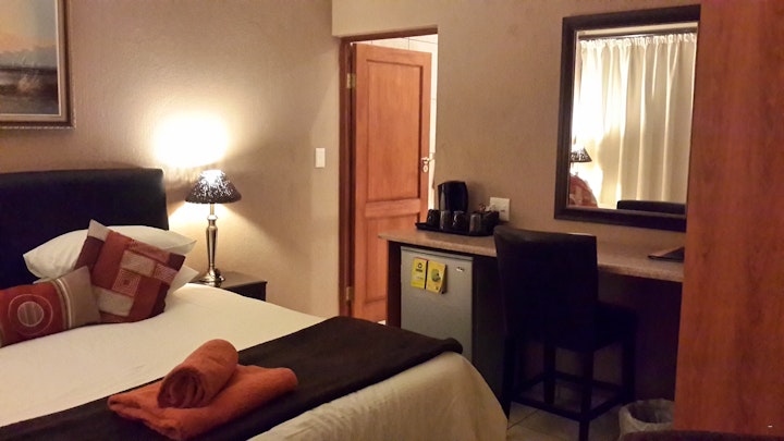 Tampara Park Accommodation at The Cedars Bed and Breakfast | Viya