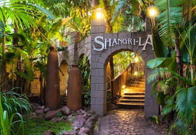  by Shangri-La Country Hotel & Spa | LekkeSlaap