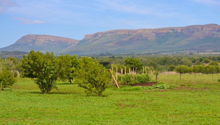 Cradle Of Humankind Accommodation at Magalies Mountain View Cottage | Viya