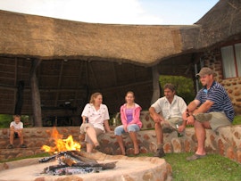 Limpopo Accommodation at Rhenosterpoort - Stone Chalet | Viya