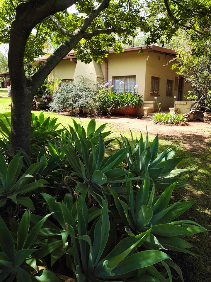 North West Accommodation at Kettle Guest Lodge Rustenburg | Viya