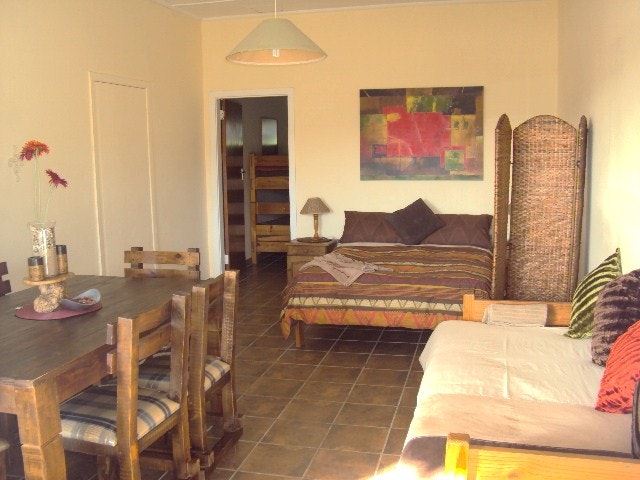 the-tweni-waterfront-guest-lodge-rooms