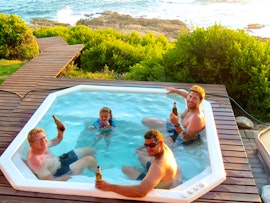 Garden Route Accommodation at Cliff's Edge | Viya