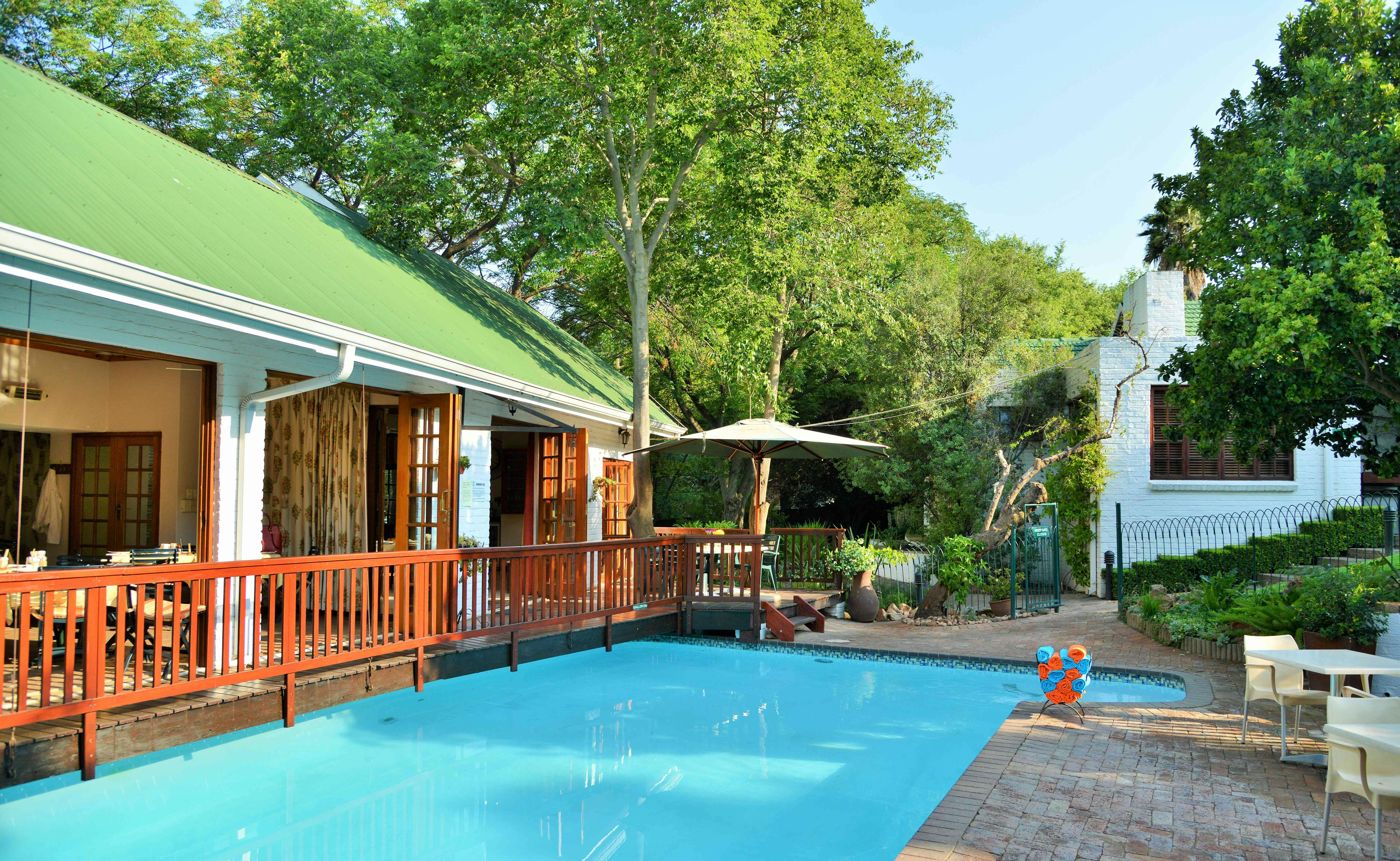 Rivonia Premier Lodge | TravelGround