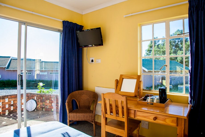 Wild Coast Accommodation at The Manderson Hotel & Conference Centre | Viya