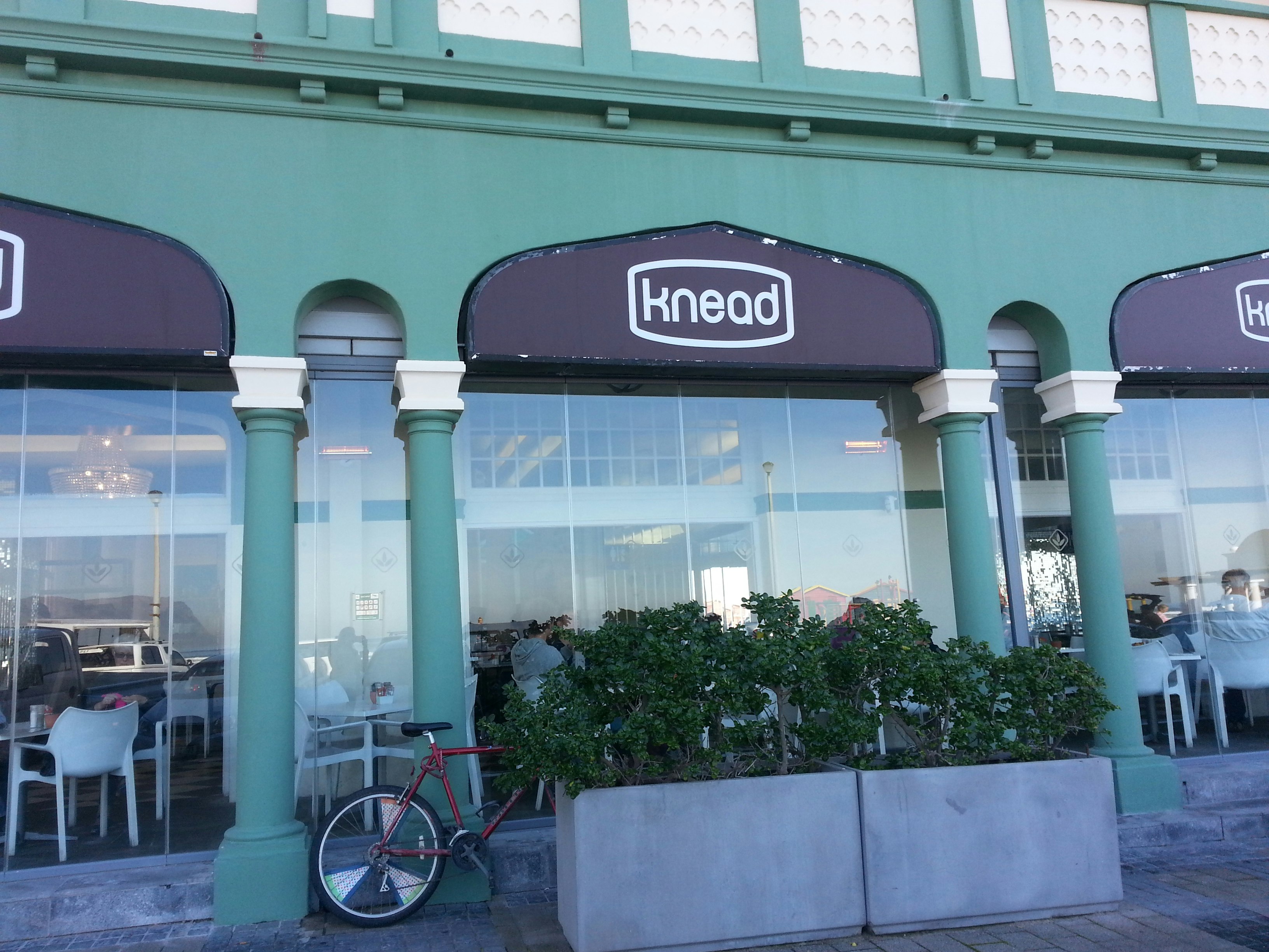 Knead Bakery, Muizenberg
