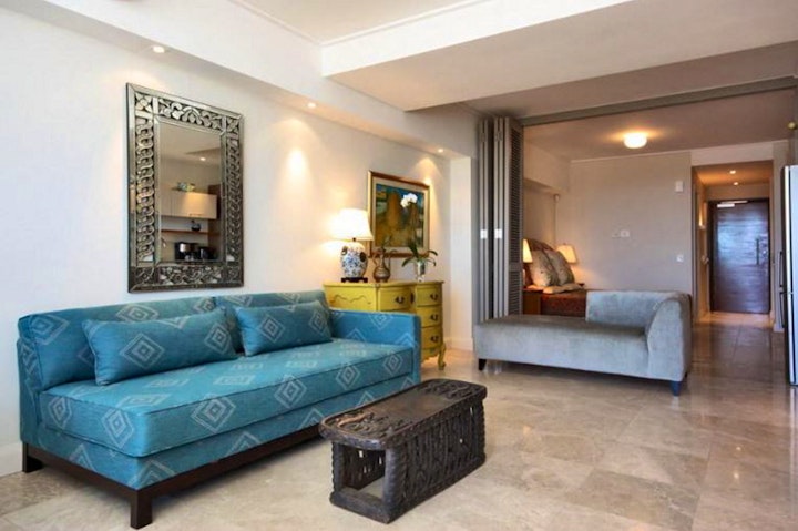 Cape Town Accommodation at 702 Canal Quays | Viya