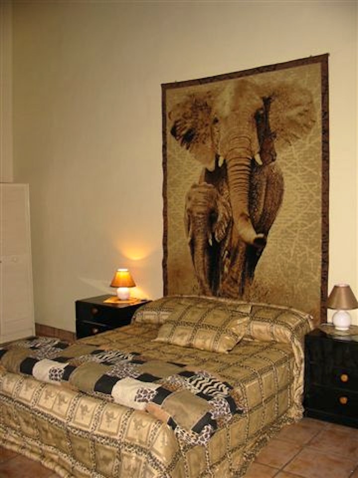 Mpumalanga Accommodation at Die Rots Guesthouse | Viya