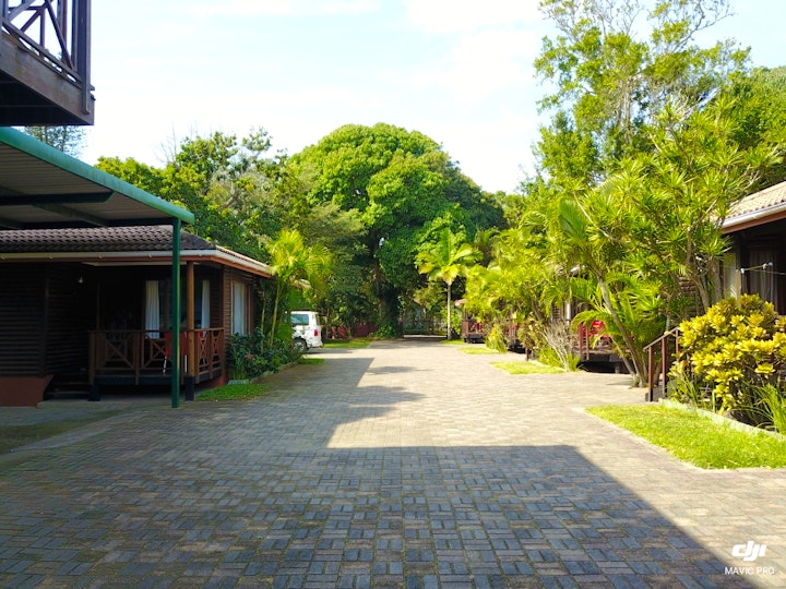 KwaZulu-Natal Accommodation at Sunset Lodge Log Cabins | Viya