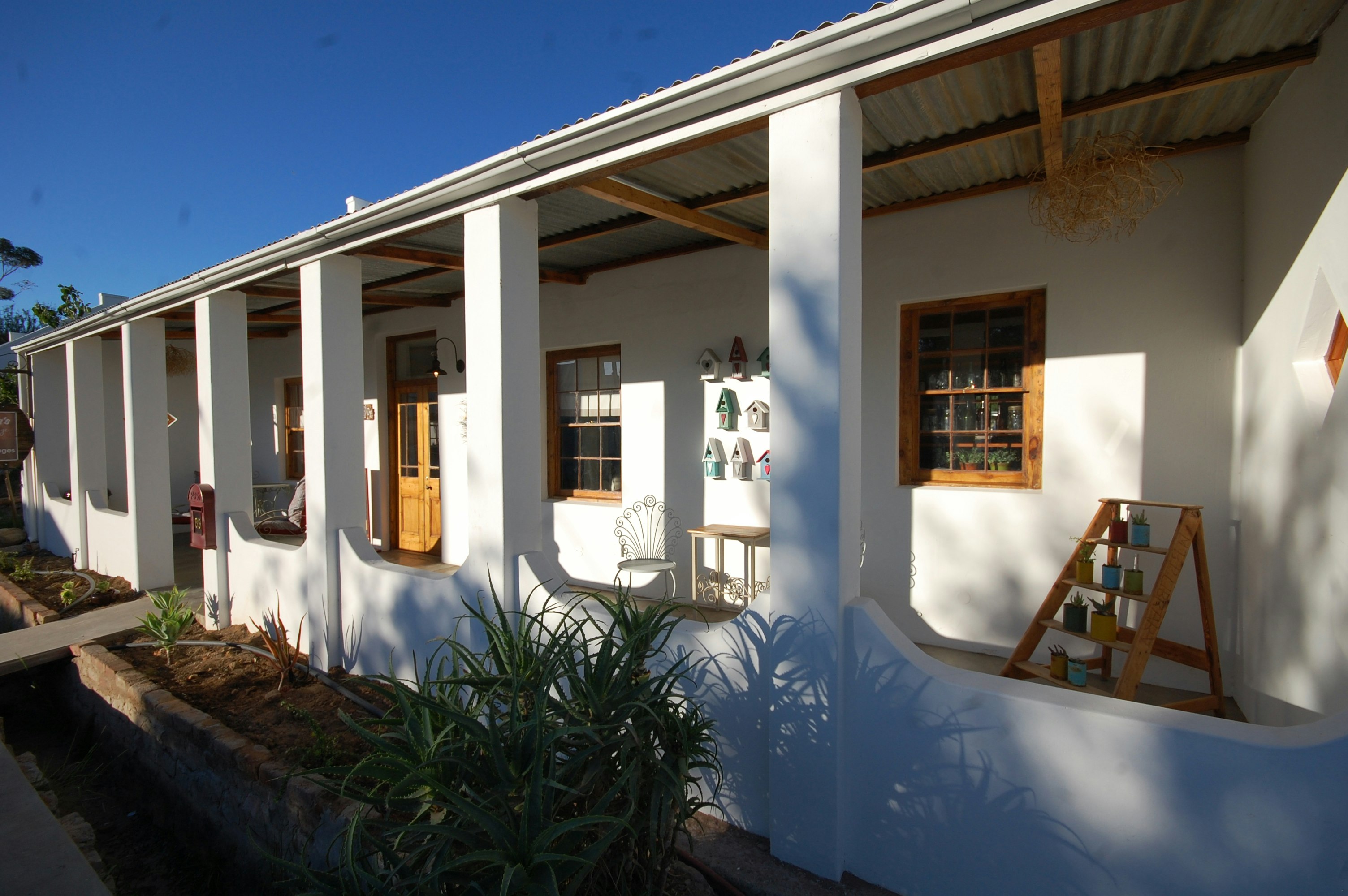 Ta Mala's Self-Catering Cottages | LekkeSlaap