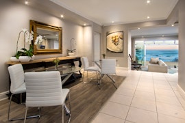 Hermanus Accommodation at Hermanus Beachfront Lodge | Viya