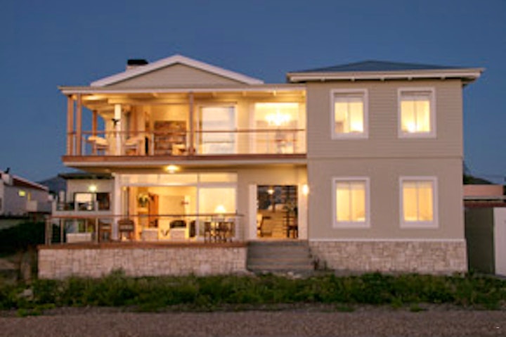 Overberg Accommodation at 138 Marine Beachfront Guesthouse | Viya