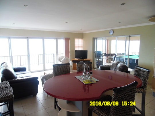 Jeffreys Bay Accommodation at  | Viya