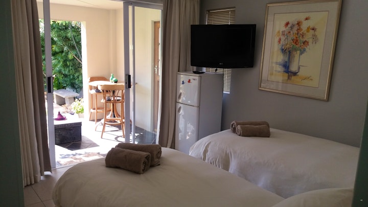 Cape Winelands Accommodation at On the 18th | Viya