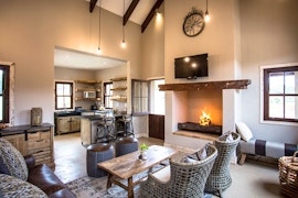 Western Cape Accommodation at Botlierskop Self-catering Bush Villas | Viya