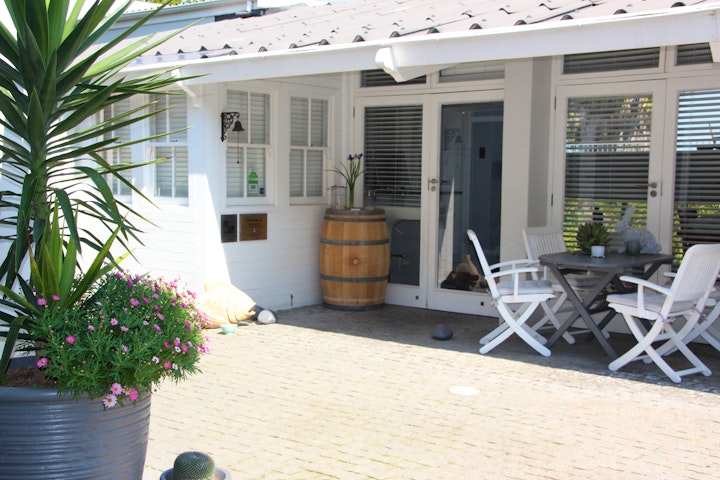 Cape Town Accommodation at Southern Cross Guesthouse | Viya