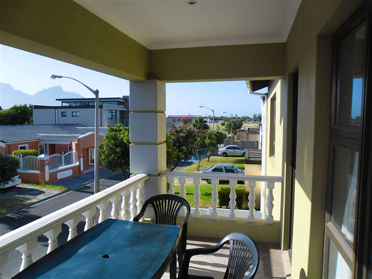 Southern Suburbs Accommodation at  | Viya