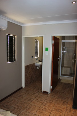 Kalahari Accommodation at  | Viya