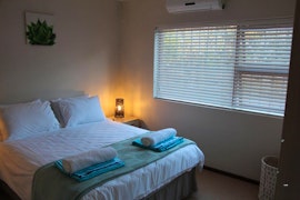 Cape Town Accommodation at Sea Cottage Rentals | Viya