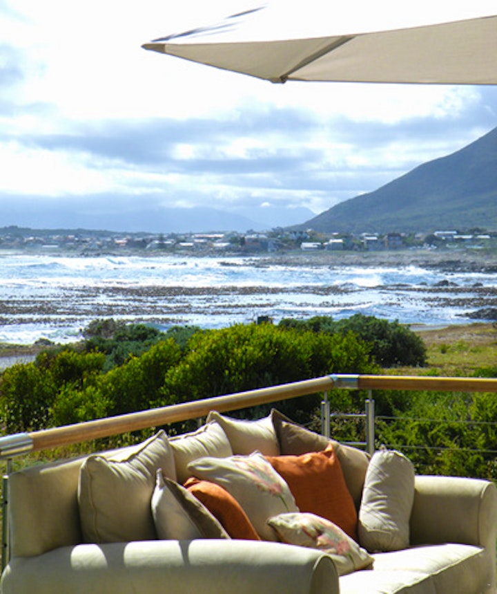 Western Cape Accommodation at 138 Marine Beachfront Guesthouse | Viya