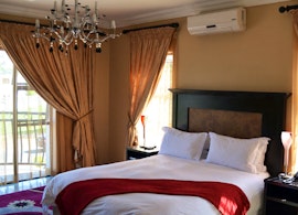 Bendor Accommodation at The Shamrock Lodge | Viya