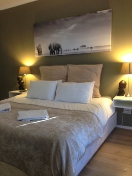 Bloubergstrand Accommodation at  | Viya