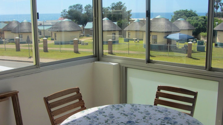 Western Cape Accommodation at Hartenbos Woonstel | Viya