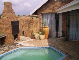 Gauteng Accommodation at Ranonkel Overnight Guesthouse | Viya